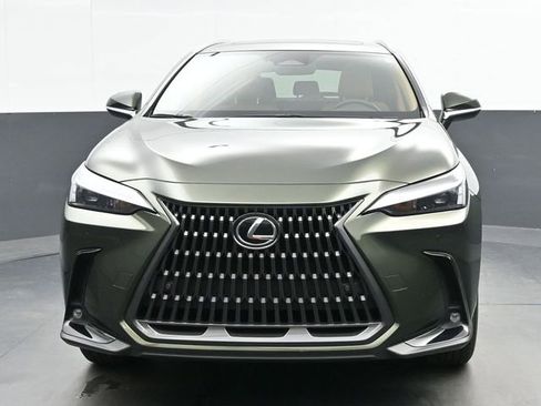 Used 2024 Lexus NX 250 FWD image 3