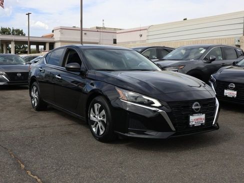 New 2025 Nissan Altima 2.5 S image 2