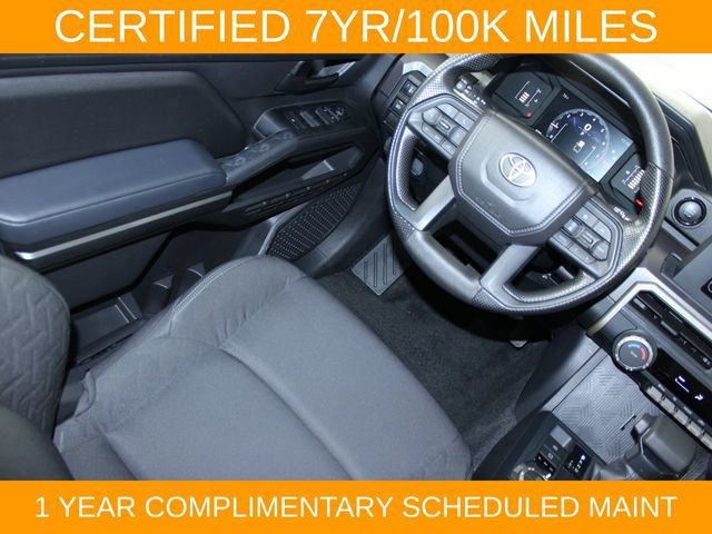 Used 2025 Toyota Tacoma SR5 AWD/4WD image 17