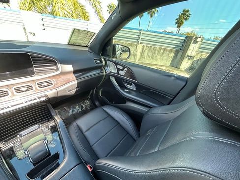 Used 2022 Mercedes-Benz GLE 350 w/ Premium Package image 11