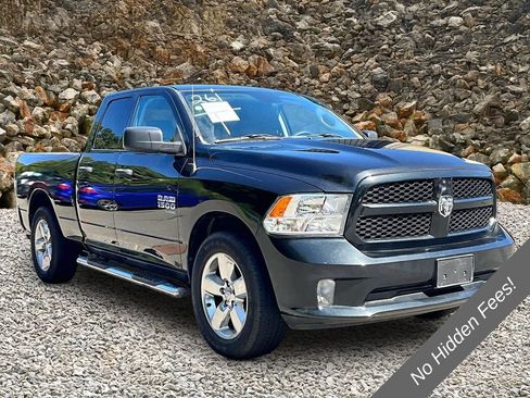 Used 2019 RAM 1500 Express w/ Express Value Package AWD/4WD image 9