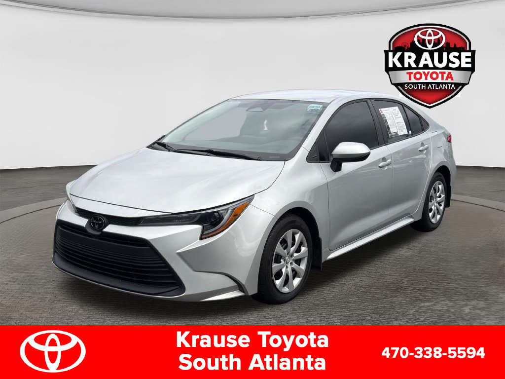 Used 2025 Toyota Corolla LE FWD image 3