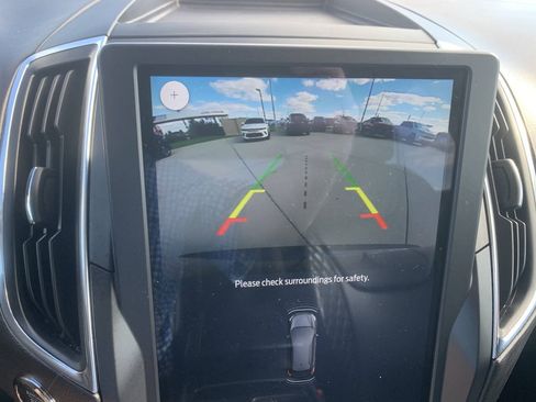 Used 2024 Ford Edge Titanium AWD/4WD image 16