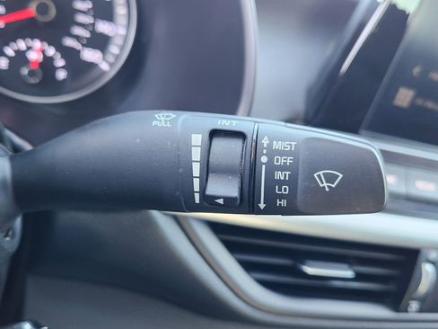 Used 2023 Kia Forte LXS w/ LXS Technology Package image 25