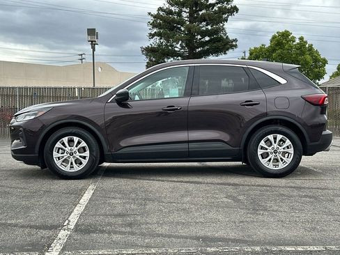 Certified 2023 Ford Escape Active FWD image 6