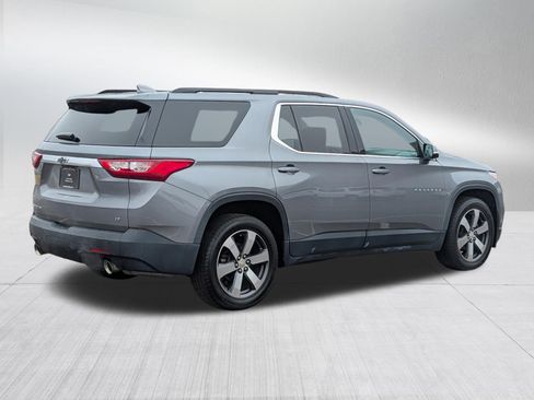 Used 2019 Chevrolet Traverse LT w/ LT Premium Package image 7