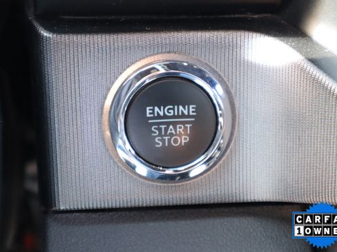 Used 2024 Ford F250 Platinum image 30