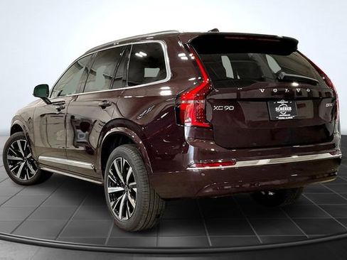 New 2026 Volvo XC90 B5 Core image 4