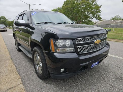 Used 2013 Chevrolet Tahoe LTZ AWD/4WD image 4