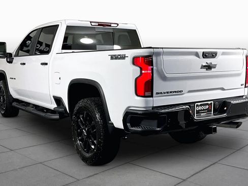 Used 2026 Chevrolet Silverado 2500 LT w/ Trail Boss Package AWD/4WD image 12