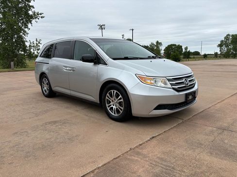 Used 2011 Honda Odyssey EX-L image 29