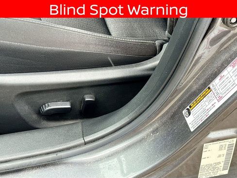Used 2022 Nissan Altima 2.5 SV FWD image 10