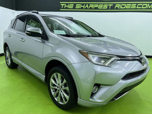 Used 2017 Toyota RAV4 Platinum AWD/4WD image 2