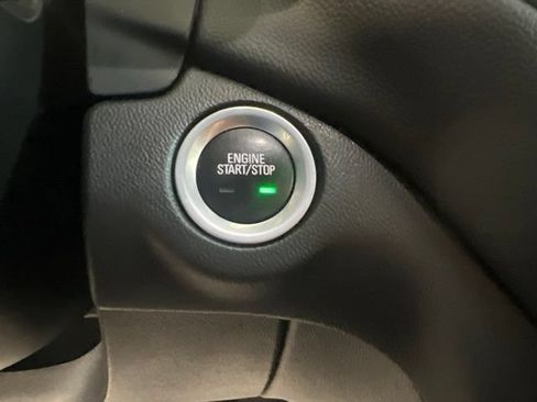 Certified 2021 Chevrolet Equinox LT FWD image 16