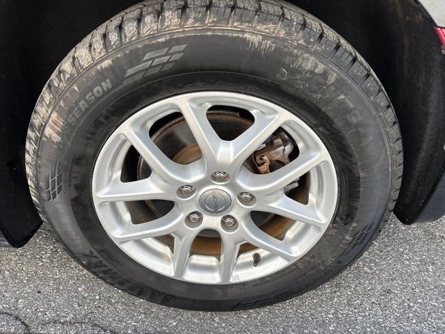 Used 2019 Chrysler Pacifica Touring FWD image 18