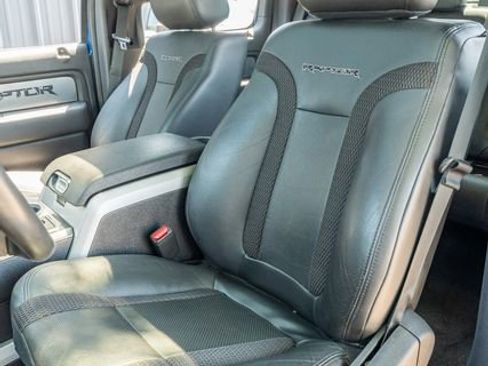 Used 2014 Ford F150 Raptor w/ Equipment Group 801A Luxury image 19