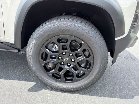 New 2026 Chevrolet Colorado Trail Boss AWD/4WD image 12