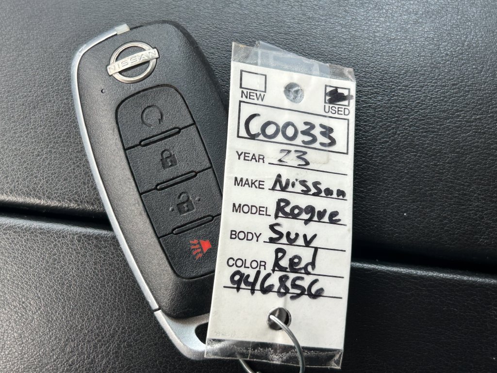 Used 2023 Nissan Rogue SV AWD/4WD image 36