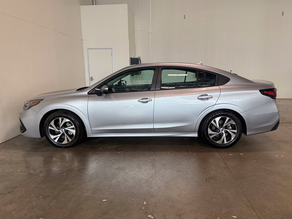 Used 2025 Subaru Legacy Premium AWD/4WD image 15