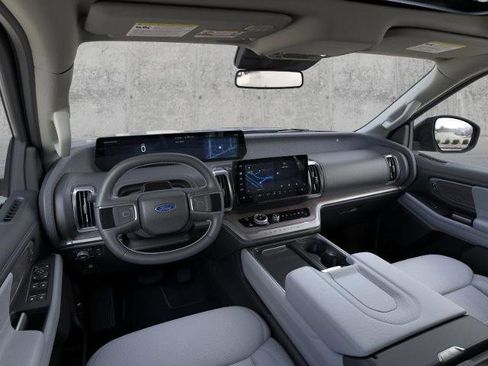 New 2026 Ford Expedition Max Platinum AWD/4WD image 9