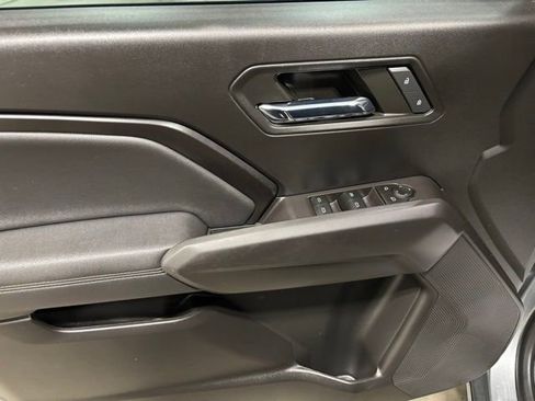 Used 2023 Chevrolet Colorado LT w/ LT Convenience Package image 14