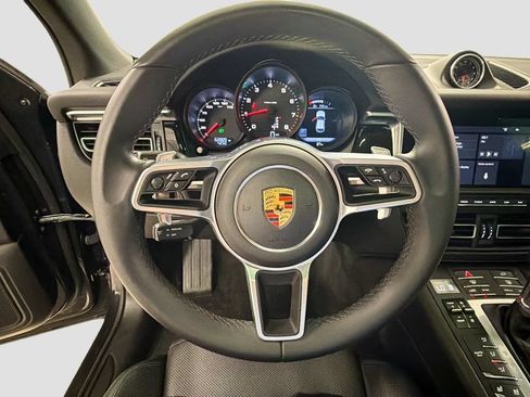 Certified 2020 Porsche Macan AWD/4WD image 12