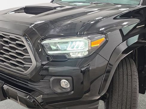 Certified 2023 Toyota Tacoma TRD Sport AWD/4WD image 27