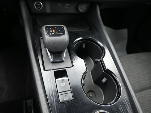 Used 2023 Nissan Rogue SV image 20