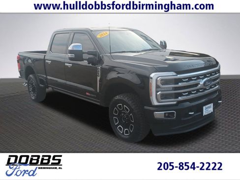 Used 2024 Ford F250 Platinum image 1