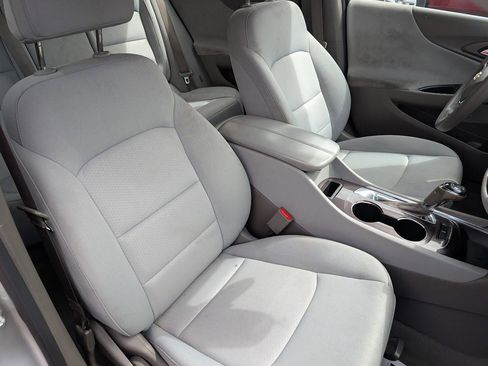 Used 2020 Chevrolet Malibu LT FWD image 15