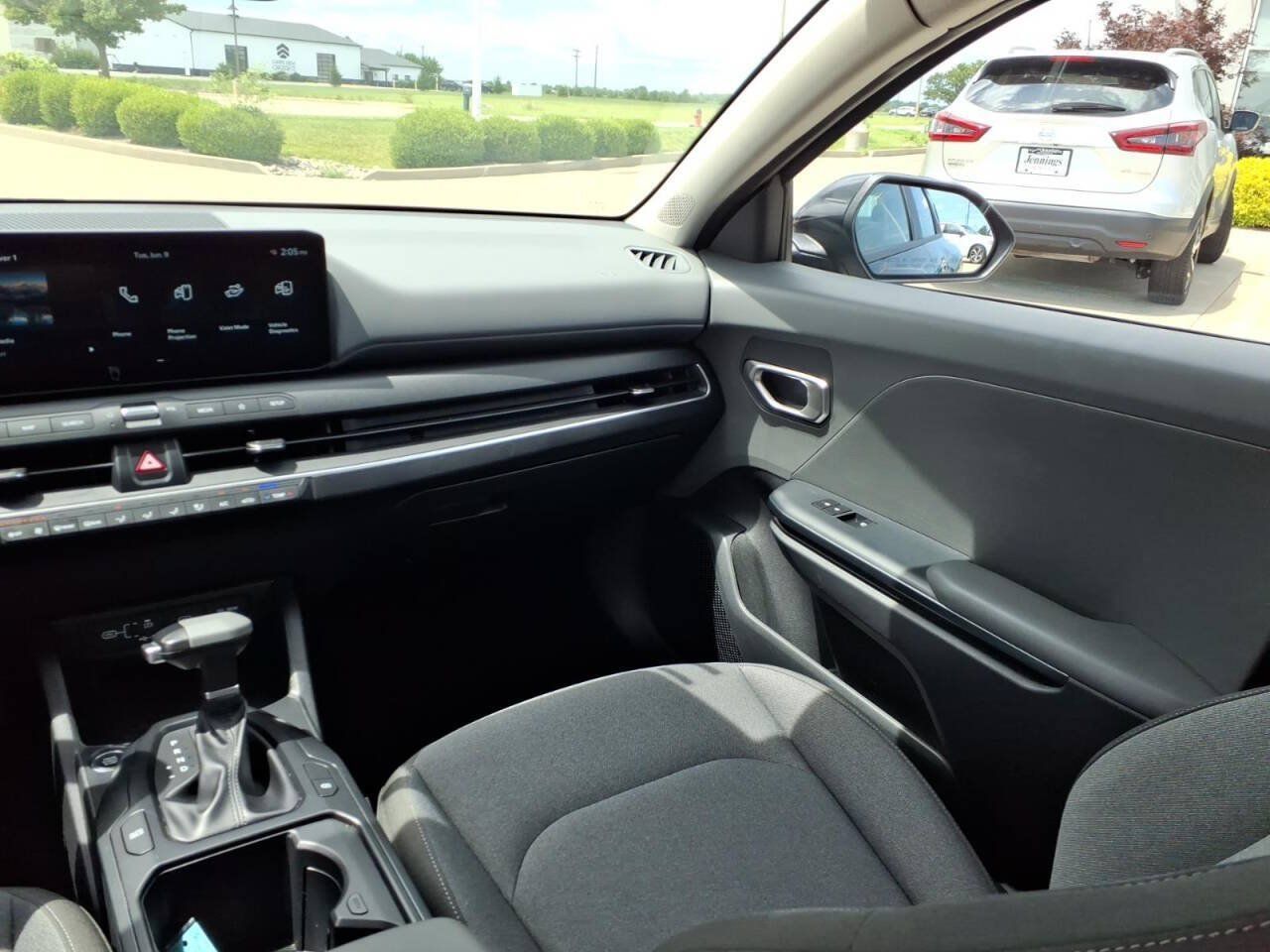 Used 2025 Kia K4 FWD image 9
