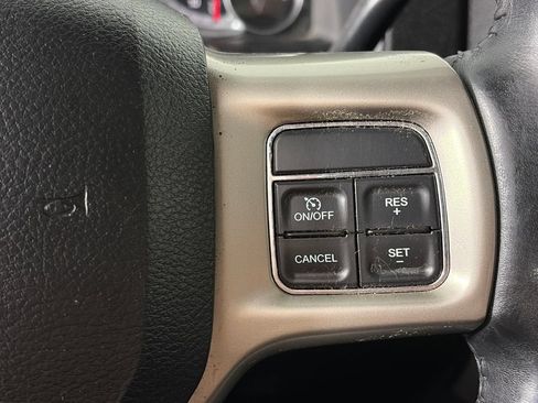 Used 2015 RAM 2500 Laramie w/ Black Appearance Group AWD/4WD image 18