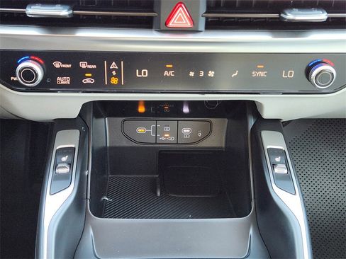 New 2026 Kia Sorento S w/ S Panoramic Sunroof Package image 14