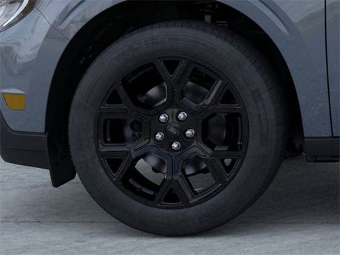 New 2026 Ford Maverick Lariat image 18