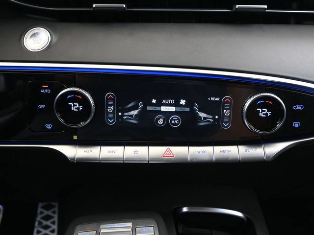 Used 2024 Genesis GV70 3.5T Sport w/ Sport Advanced Package AWD/4WD image 35