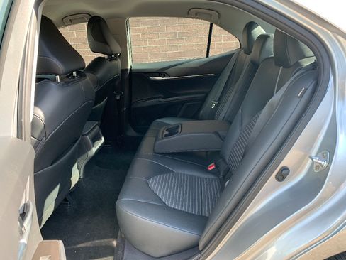 Used 2024 Toyota Camry SE FWD image 23