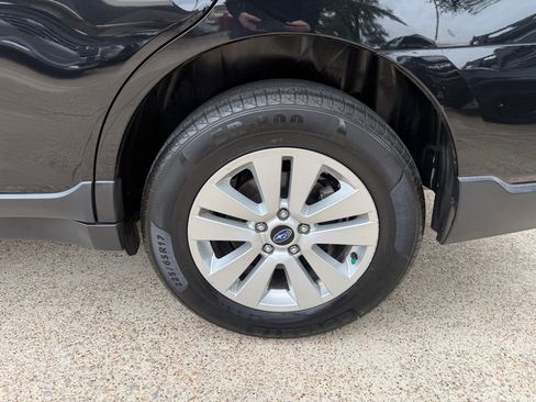 Used 2019 Subaru Outback 2.5i Premium AWD/4WD image 14