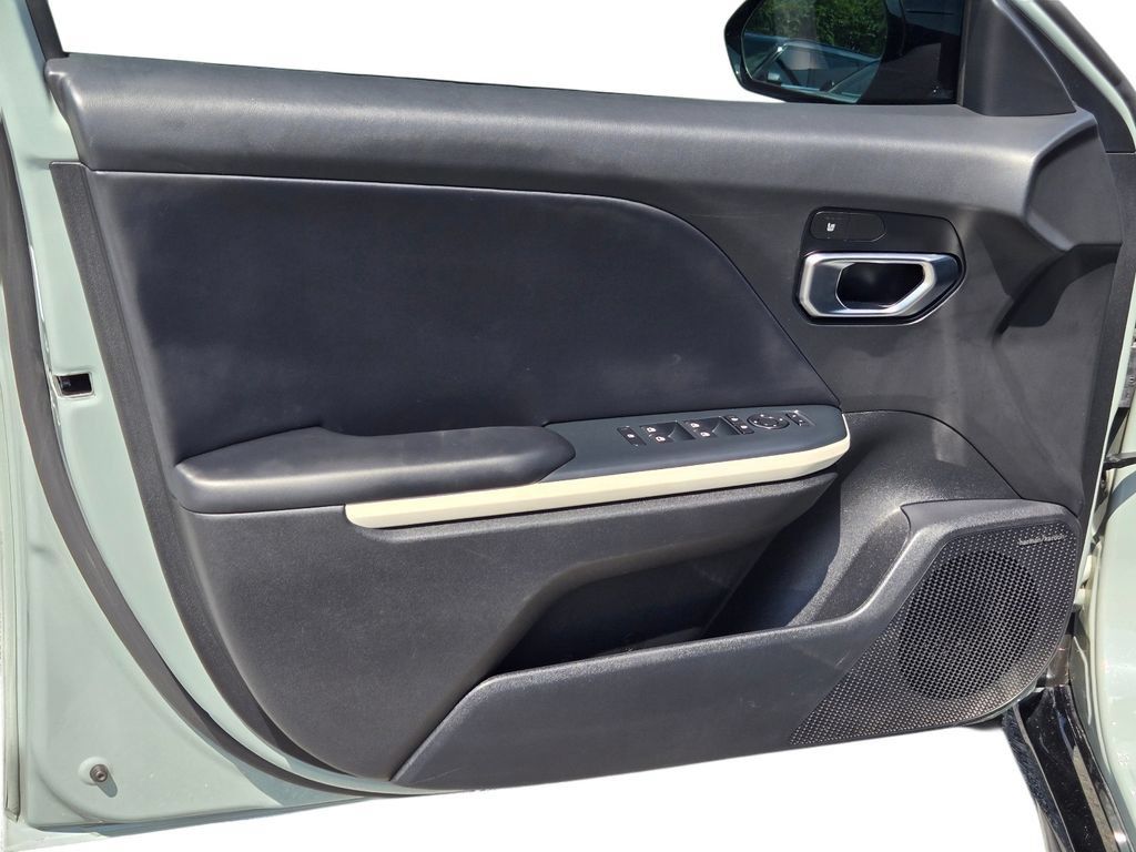 Certified 2025 Kia K4 GT-Line Turbo FWD image 15