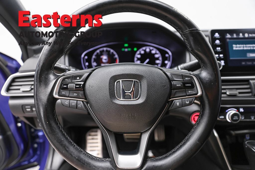 Used 2018 Honda Accord Sport image 10