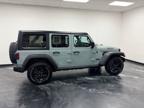 Used 2023 Jeep Wrangler Unlimited Sport AWD/4WD image 31