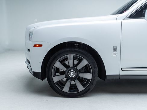 Used 2019 Rolls-Royce Cullinan AWD/4WD image 57