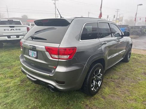Used 2012 Jeep Grand Cherokee SRT8 w/ Luxury Group II image 4