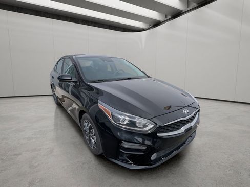 Used 2019 Kia Forte LXS image 7