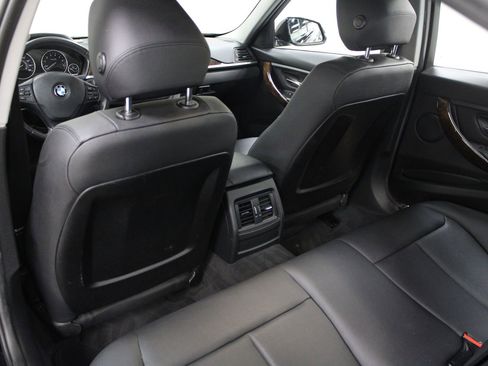 Used 2015 BMW 320i Sedan image 18