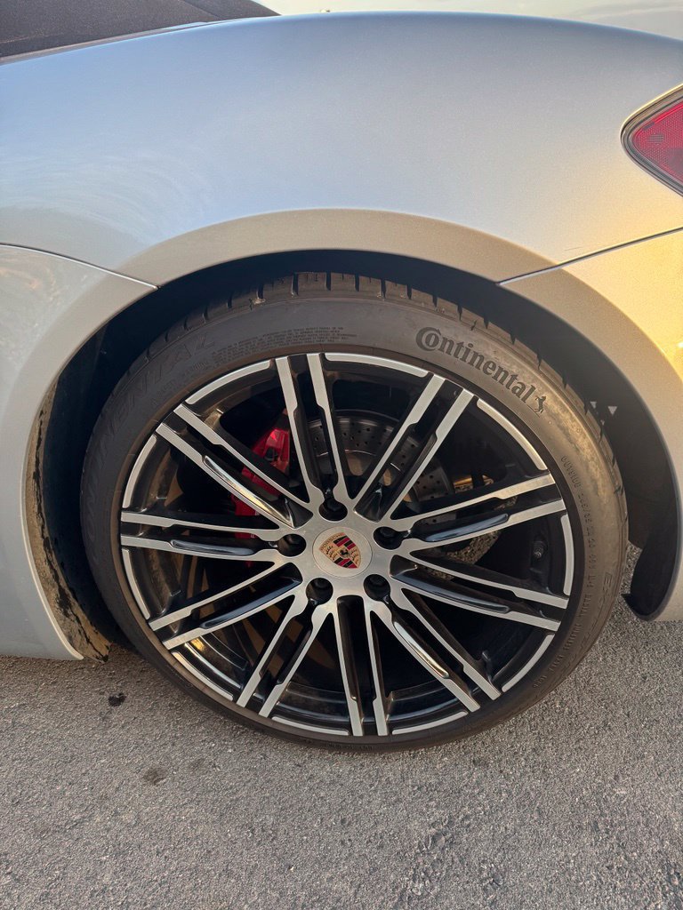 Used 2015 Porsche Boxster GTS RWD image 4