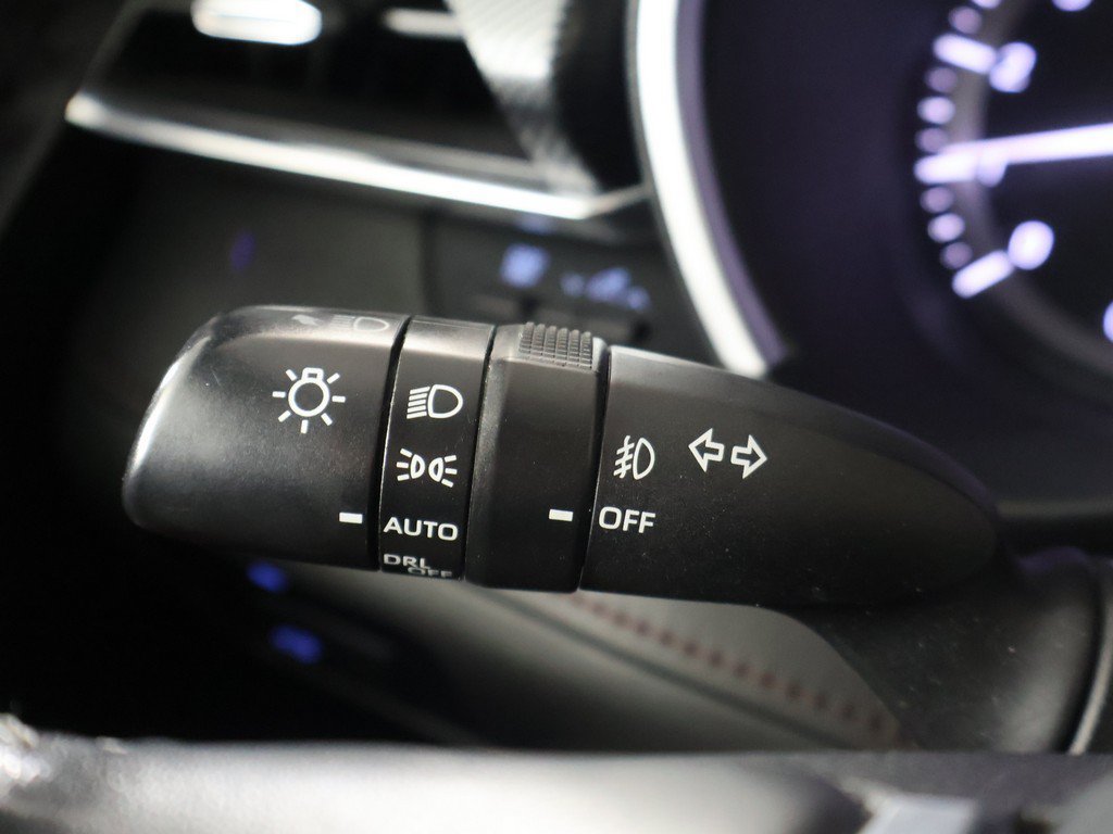 Used 2021 Toyota Highlander XSE AWD/4WD image 42