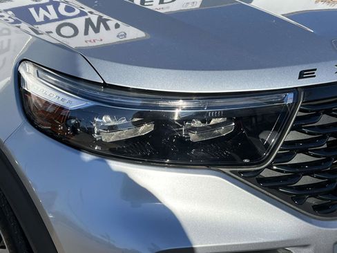 Certified 2022 Ford Explorer ST-Line w/ Class IV Trailer Tow Package image 9