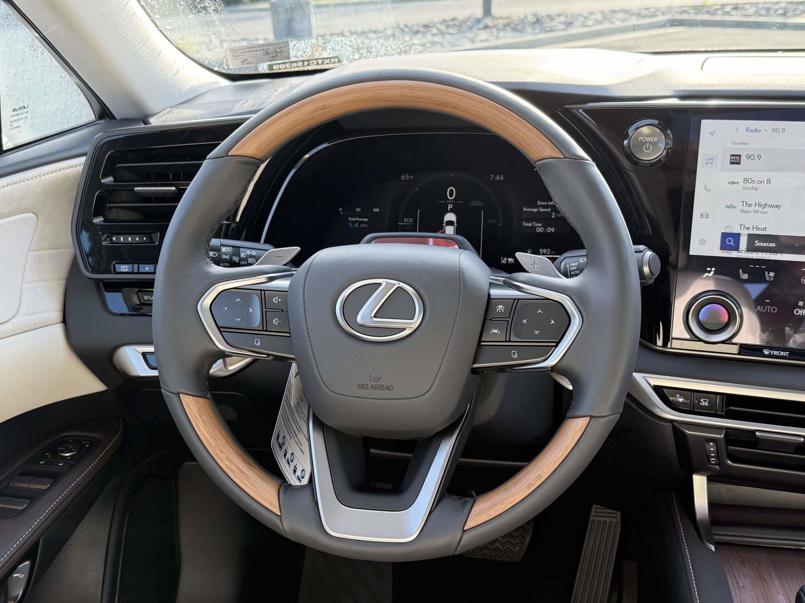New 2026 Lexus RX 350h w/ Convenience Package AWD/4WD image 9