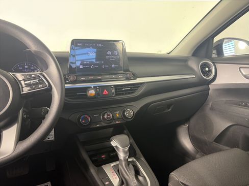 Certified 2023 Kia Forte LXS w/ LXS Technology Package image 22