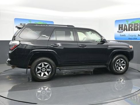 Used 2024 Toyota 4Runner TRD Off-Road image 6
